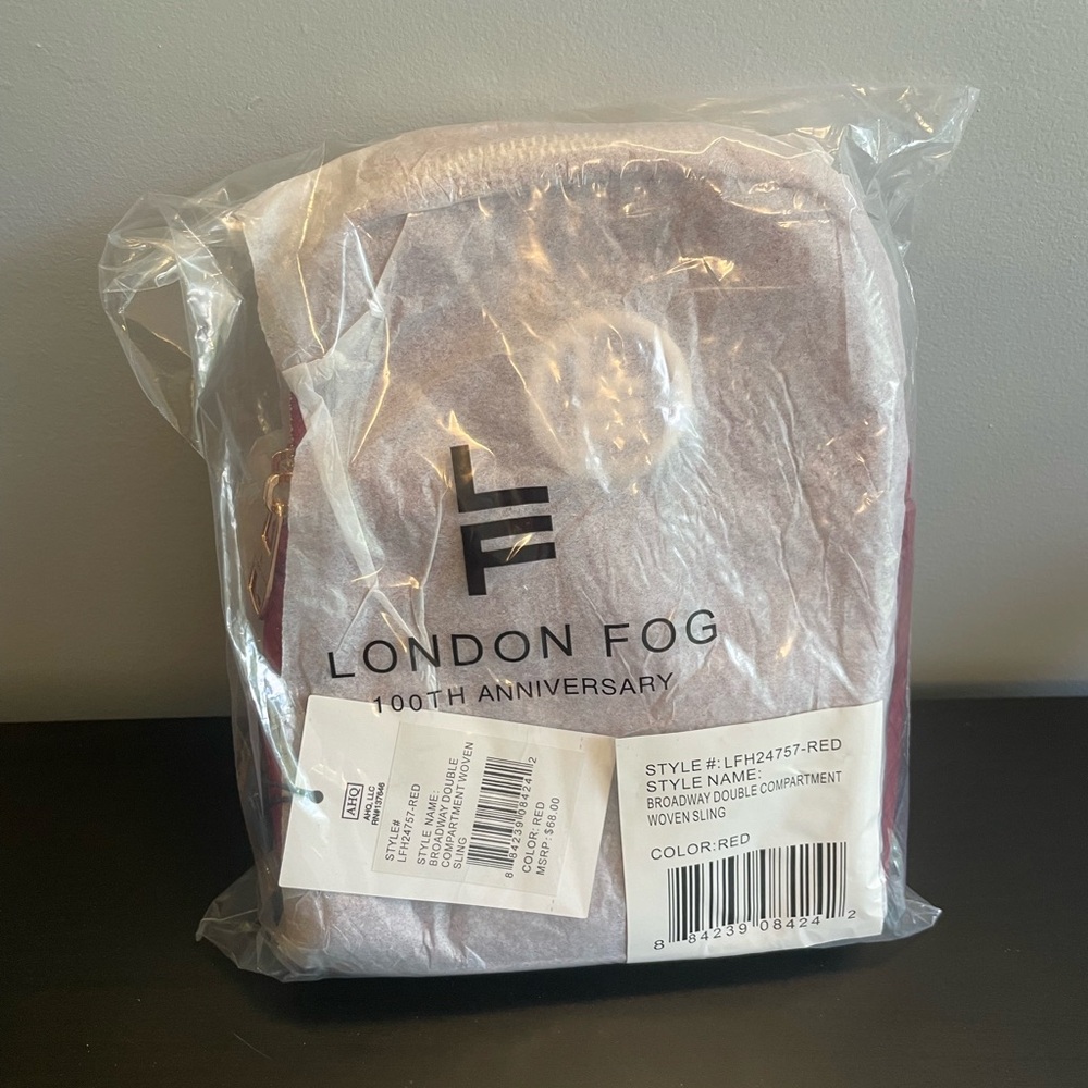 London Fog Red Textured Sling Bag - Picture 5 of 6